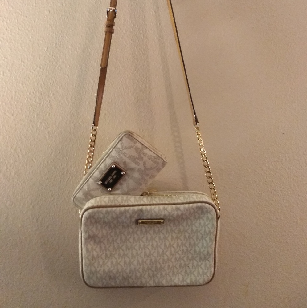 Mk crossbody set